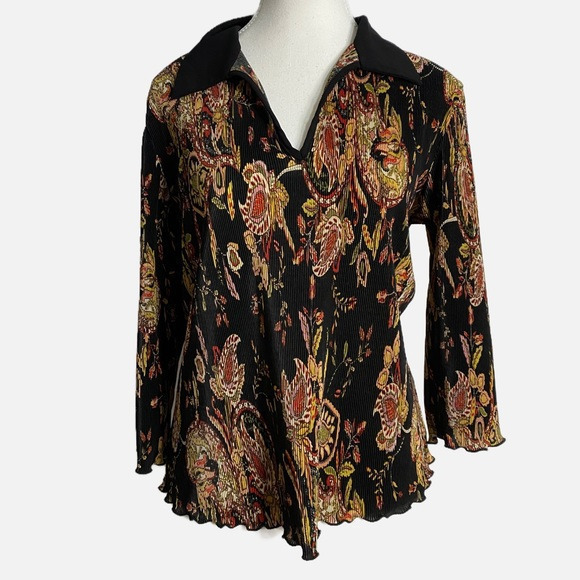 Tops - Unbranded Y2K Dark Floral Plissé 3/4 Sleeve‎ Collared Blouse
